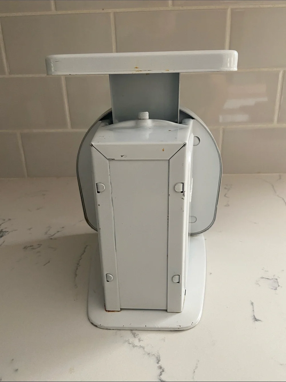 Vintage Pelouze Deluxe Wayette Kitchen Scale White 25 lb YG400 MCM